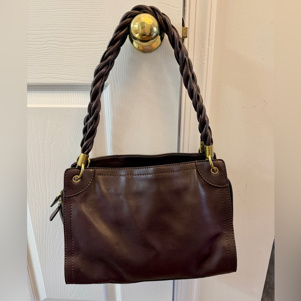Classic Relic Brown Leather Shoulder Bag with Braided Handles - Picture 4 of 5